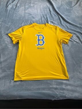 Nike Boston Red Sox City Connect Logo Shirt Men's Large Yellow Dri-Fit MLB Tee L
